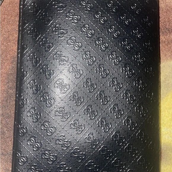 New Guess Aviators Sunglasses Travel Bag With Manual Original Unisex. - Picture 3 of 12